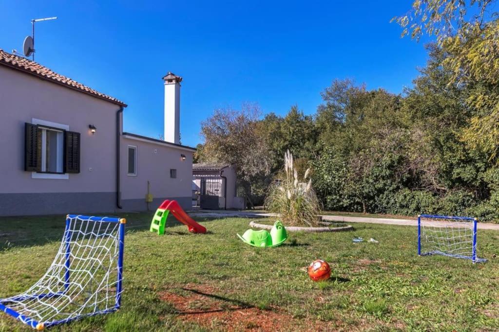 Kuca Lilla Holiday home *