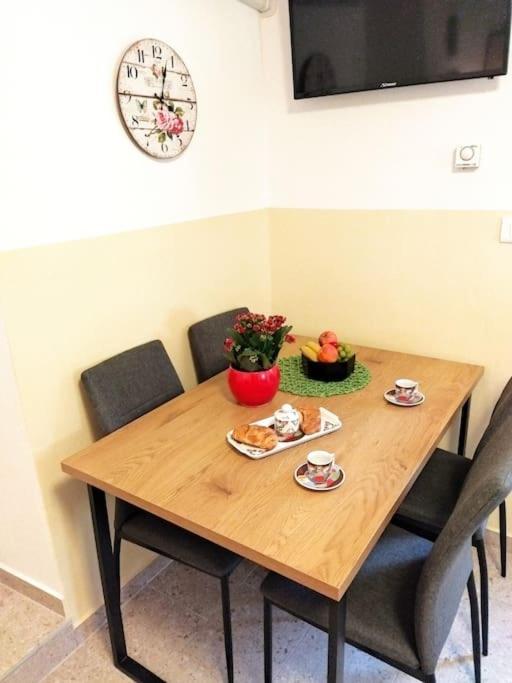 Kuca Lilla Holiday home Loborika